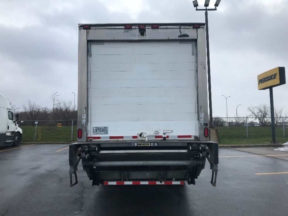 Refrigerated Truck-Light and Medium Duty Trucks-Freightliner-2019-M2-Saint Laurent-PQ-405,192\n\t\tkm-$ 41,500 - Image 7