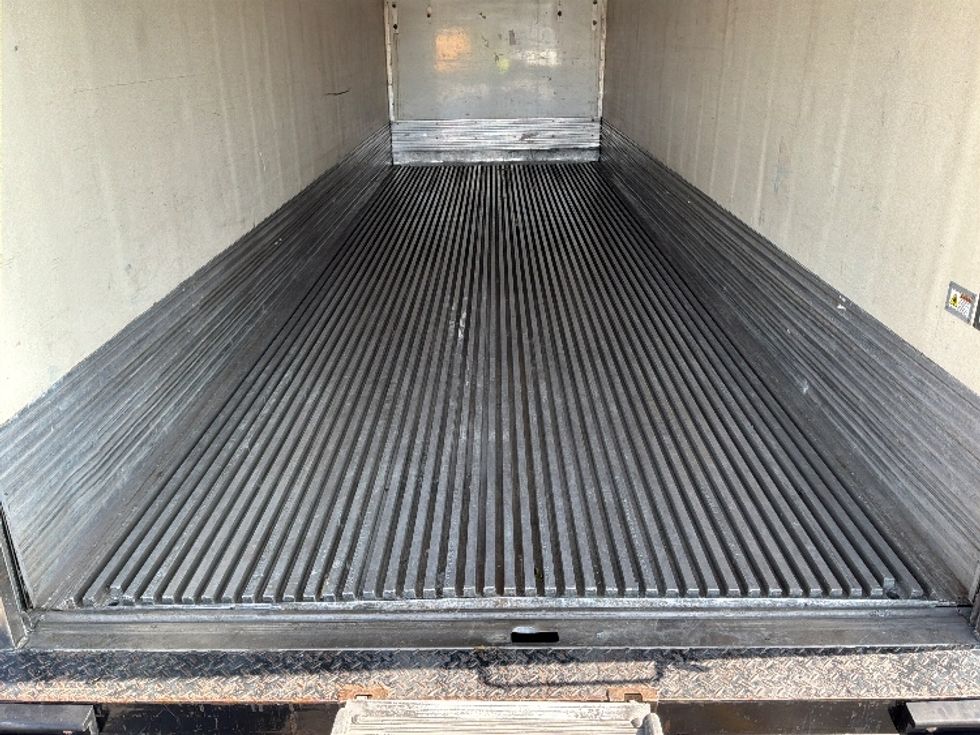 Refrigerated Truck-Light and Medium Duty Trucks-Freightliner-2019-M2-San Antonio-TX-242,932\n\t\tmiles-$ 32,000 - Image 10