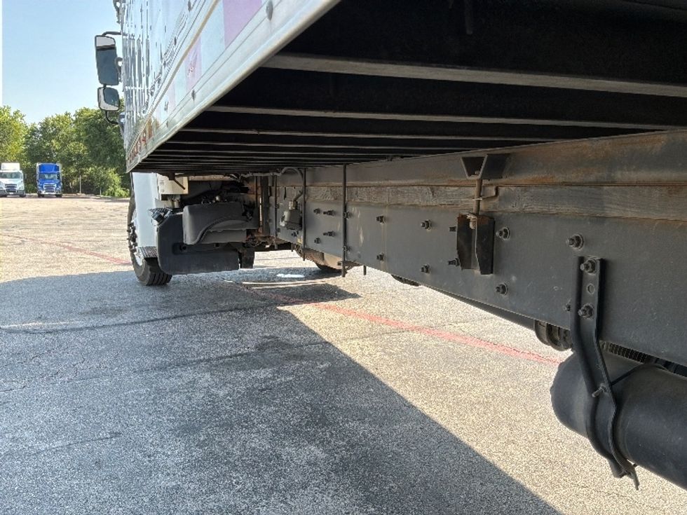 Refrigerated Truck-Light and Medium Duty Trucks-Freightliner-2019-M2-San Antonio-TX-242,932\n\t\tmiles-$ 32,000 - Image 5