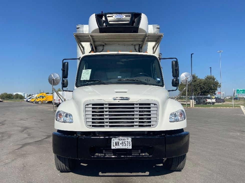 Refrigerated Truck-Light and Medium Duty Trucks-Freightliner-2019-M2-San Antonio-TX-256,011\n\t\tmiles-$ 30,750 - Image 2