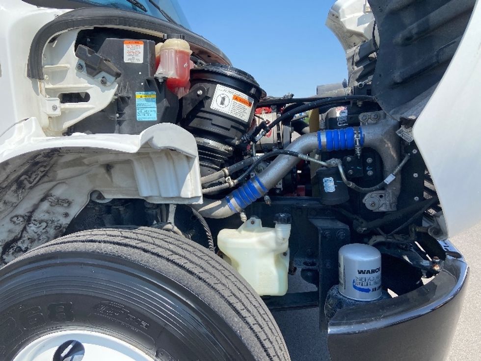 Refrigerated Truck-Light and Medium Duty Trucks-Freightliner-2019-M2-San Antonio-TX-64,001\n\t\tmiles-$ 55,000 - Image 23