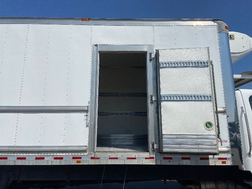 Refrigerated Truck-Light and Medium Duty Trucks-Freightliner-2019-M2-San Antonio-TX-64,001\n\t\tmiles-$ 55,000 - Image 25