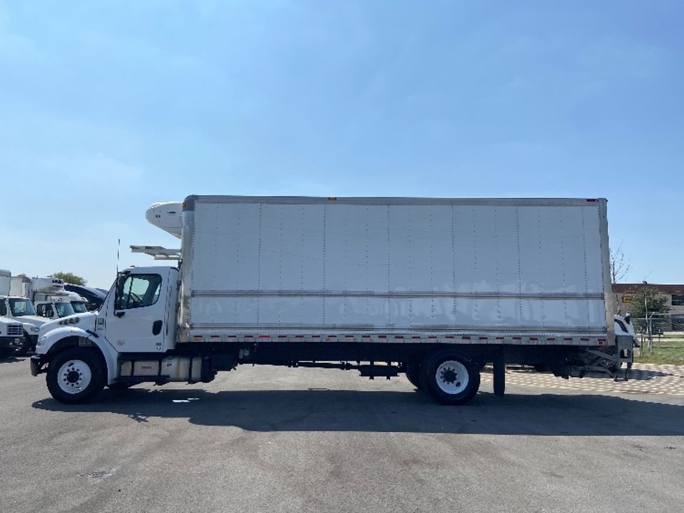 Refrigerated Truck-Light and Medium Duty Trucks-Freightliner-2019-M2-San Antonio-TX-64,001\n\t\tmiles-$ 55,000 - Image 4