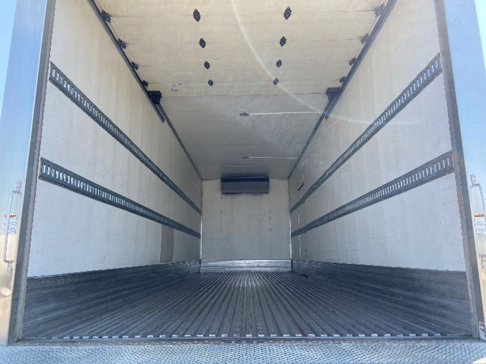 Refrigerated Truck-Light and Medium Duty Trucks-Freightliner-2019-M2-San Antonio-TX-64,001\n\t\tmiles-$ 55,000 - Image 8