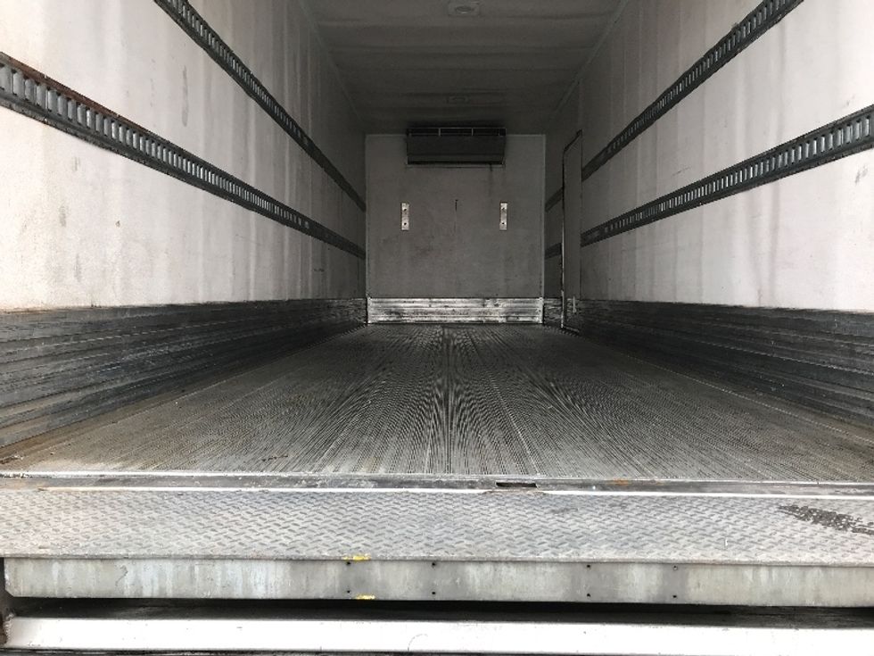 Refrigerated Truck-Light and Medium Duty Trucks-Freightliner-2019-M2-Scarborough-ON-282,456\n\t\tkm-$ 66,250 - Image 10