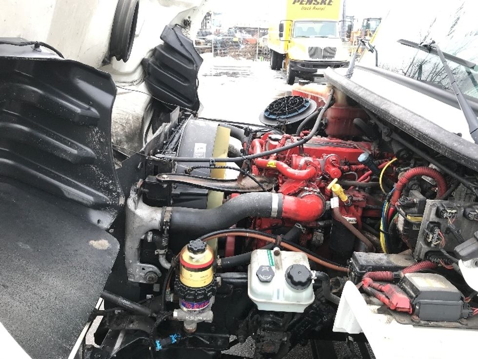 Refrigerated Truck-Light and Medium Duty Trucks-Freightliner-2019-M2-Scarborough-ON-282,456\n\t\tkm-$ 66,250 - Image 24