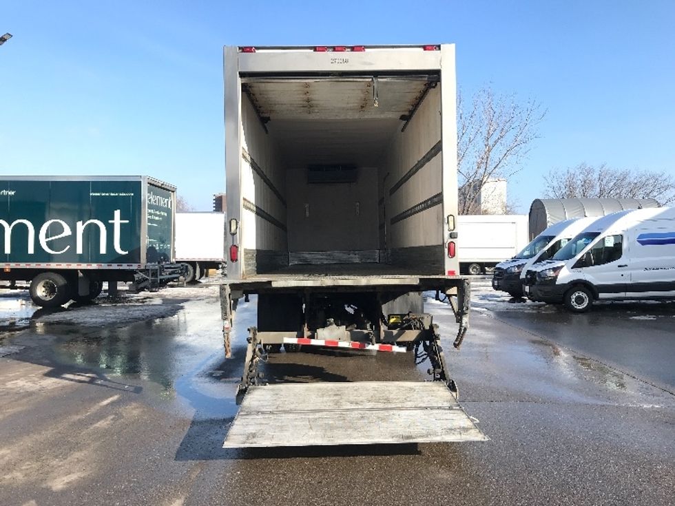 Refrigerated Truck-Light and Medium Duty Trucks-Freightliner-2019-M2-Scarborough-ON-282,456\n\t\tkm-$ 66,250 - Image 9
