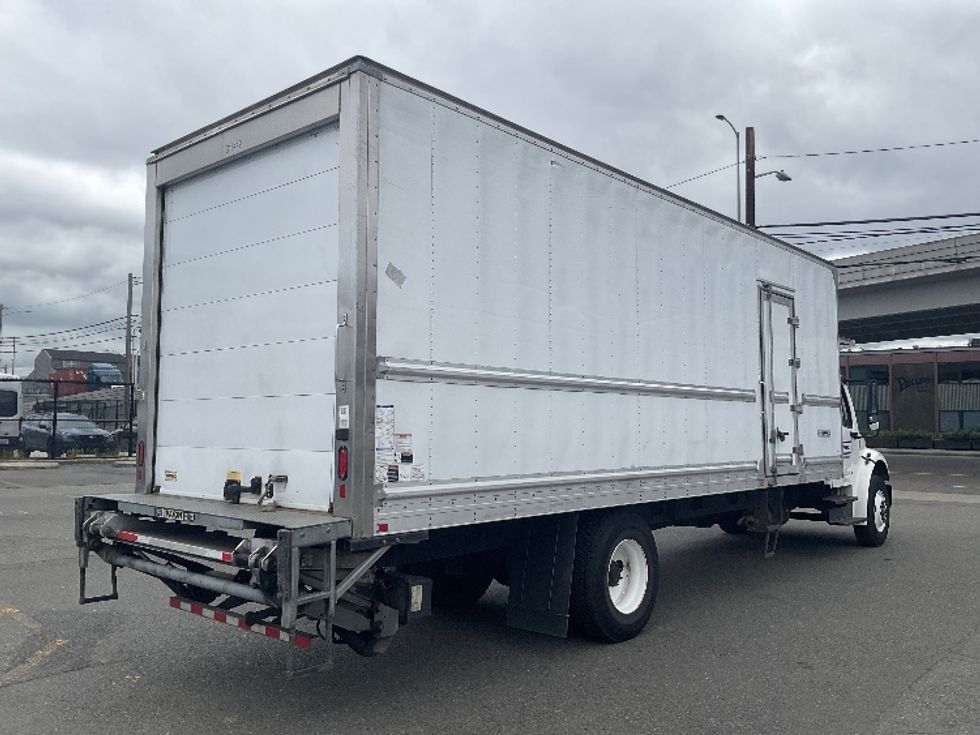 Refrigerated Truck-Light and Medium Duty Trucks-Freightliner-2019-M2-Seattle-WA-161,722\n\t\tmiles-$ 63,500 - Image 13