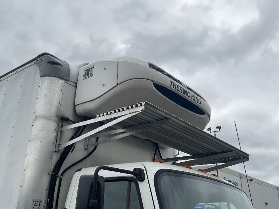 Refrigerated Truck-Light and Medium Duty Trucks-Freightliner-2019-M2-Seattle-WA-161,722\n\t\tmiles-$ 63,500 - Image 26
