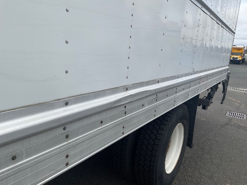Refrigerated Truck-Light and Medium Duty Trucks-Freightliner-2019-M2-Seattle-WA-161,722\n\t\tmiles-$ 63,500 - Image 28