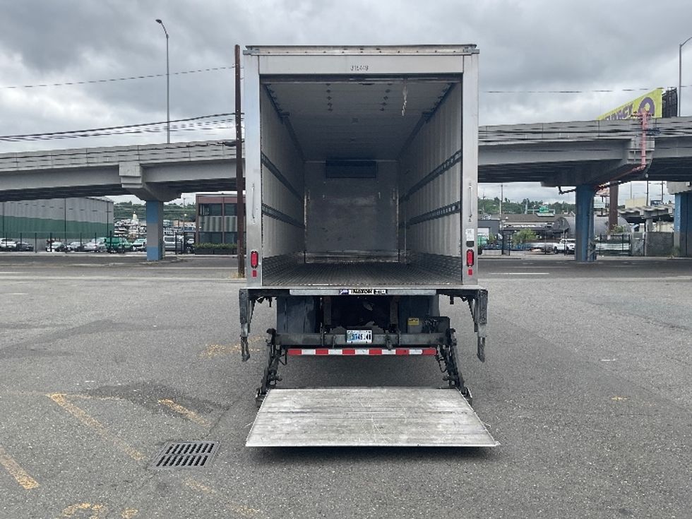 Refrigerated Truck-Light and Medium Duty Trucks-Freightliner-2019-M2-Seattle-WA-161,722\n\t\tmiles-$ 63,500 - Image 9