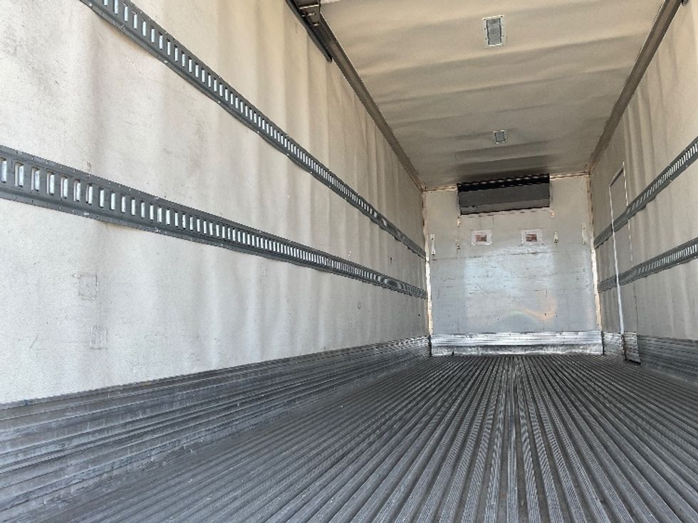 Refrigerated Truck-Light and Medium Duty Trucks-Freightliner-2019-M2-Seattle-WA-93,294\n\t\tmiles-$ 69,250 - Image 11