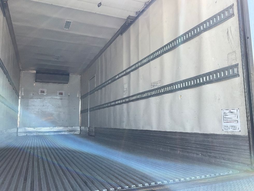Refrigerated Truck-Light and Medium Duty Trucks-Freightliner-2019-M2-Seattle-WA-93,294\n\t\tmiles-$ 69,250 - Image 12