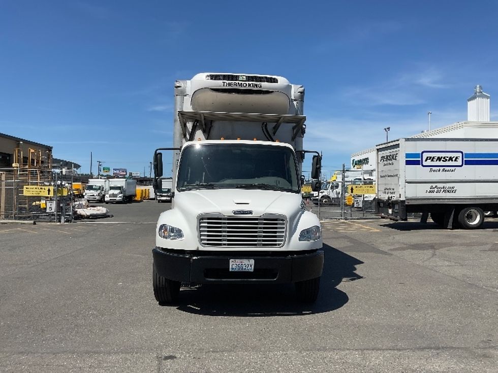 Refrigerated Truck-Light and Medium Duty Trucks-Freightliner-2019-M2-Seattle-WA-93,294\n\t\tmiles-$ 69,250 - Image 2