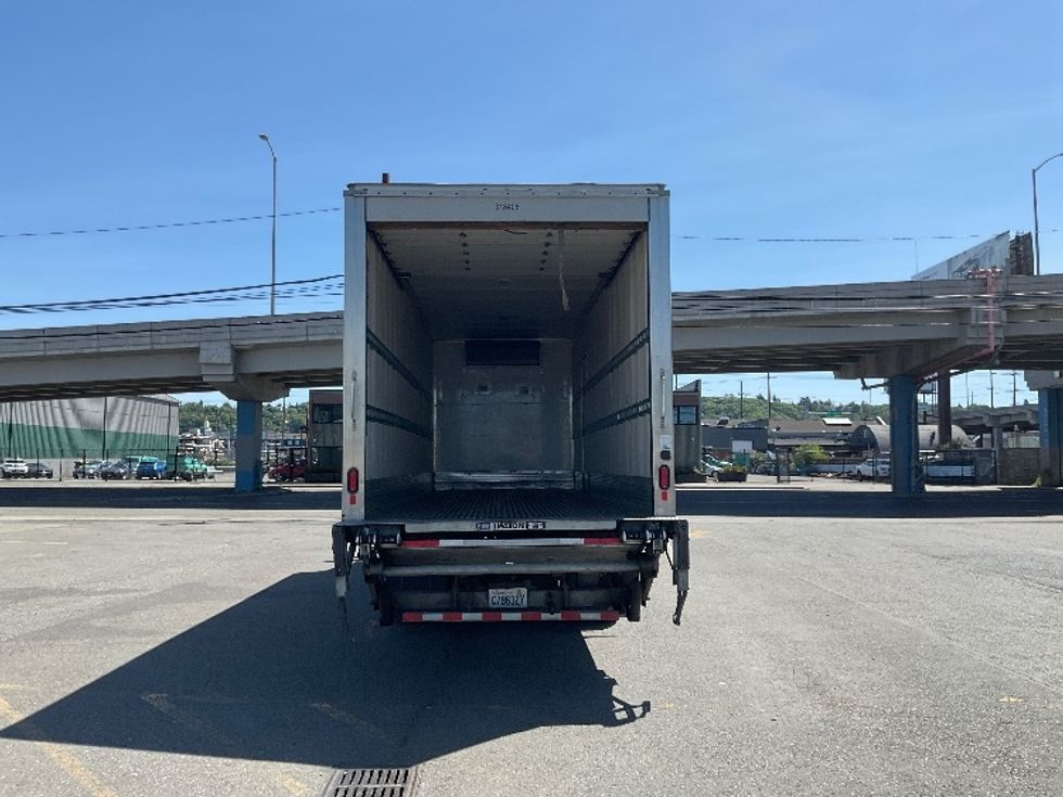 Refrigerated Truck-Light and Medium Duty Trucks-Freightliner-2019-M2-Seattle-WA-93,294\n\t\tmiles-$ 69,250 - Image 8