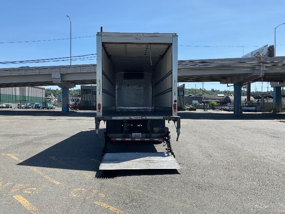 Refrigerated Truck-Light and Medium Duty Trucks-Freightliner-2019-M2-Seattle-WA-93,294\n\t\tmiles-$ 69,250 - Image 9