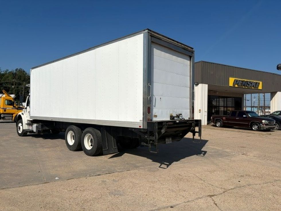 Refrigerated Truck-Light and Medium Duty Trucks-Freightliner-2019-M2-Shreveport-LA-190,448\n\t\tmiles-$ 66,250 - Image 5