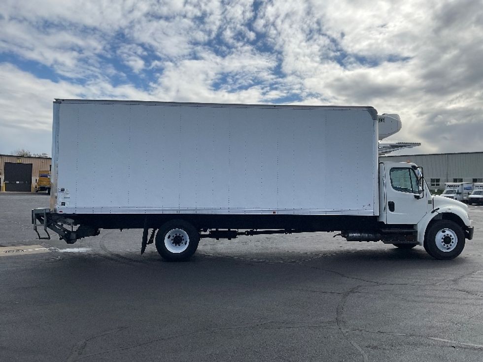 Refrigerated Truck-Light and Medium Duty Trucks-Freightliner-2019-M2-South Bend-IN-67,104\n\t\tmiles-$ 71,500 - Image 15