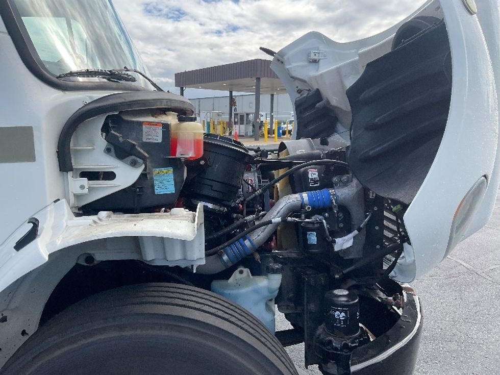 Refrigerated Truck-Light and Medium Duty Trucks-Freightliner-2019-M2-South Bend-IN-67,104\n\t\tmiles-$ 71,500 - Image 23