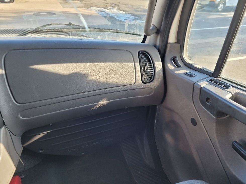 Refrigerated Truck-Light and Medium Duty Trucks-Freightliner-2019-M2-South Plainfield-NJ-179,531\n\t\tmiles-$ 47,750 - Image 20