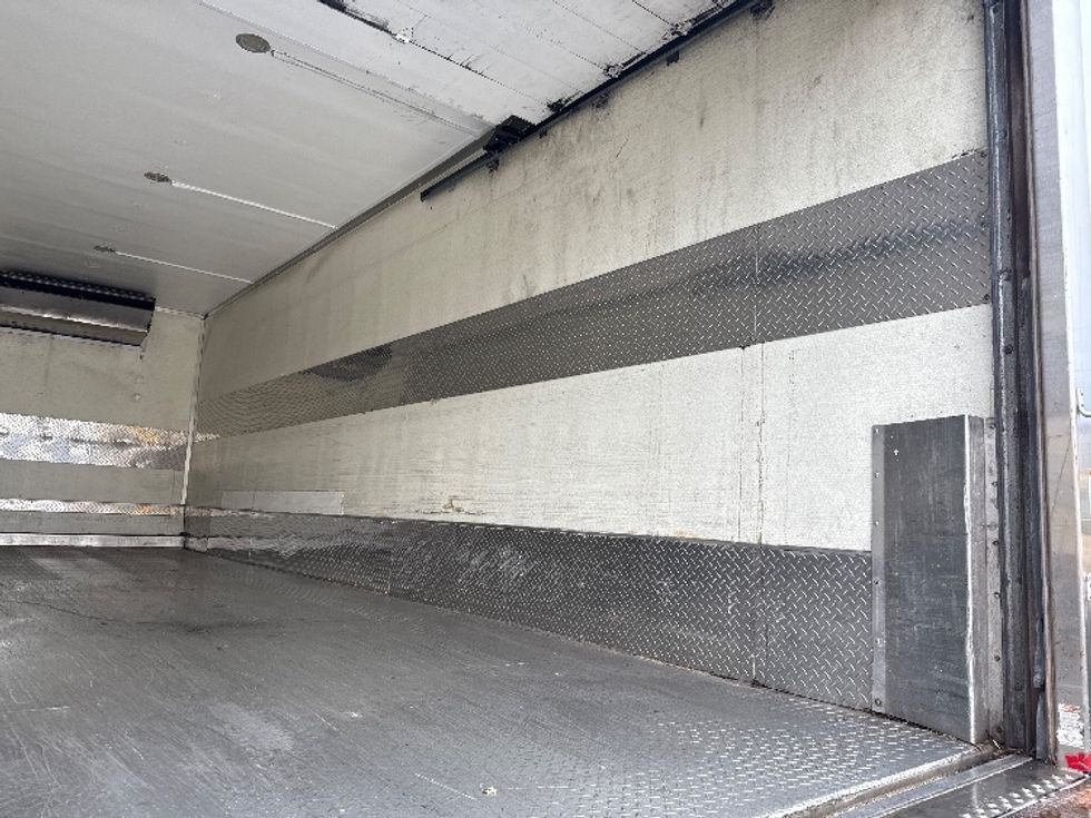 Refrigerated Truck-Light and Medium Duty Trucks-Freightliner-2019-M2-South Plainfield-NJ-19,764\n\t\tmiles-$ 56,500 - Image 11
