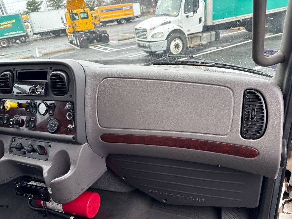 Refrigerated Truck-Light and Medium Duty Trucks-Freightliner-2019-M2-South Plainfield-NJ-19,764\n\t\tmiles-$ 56,500 - Image 20