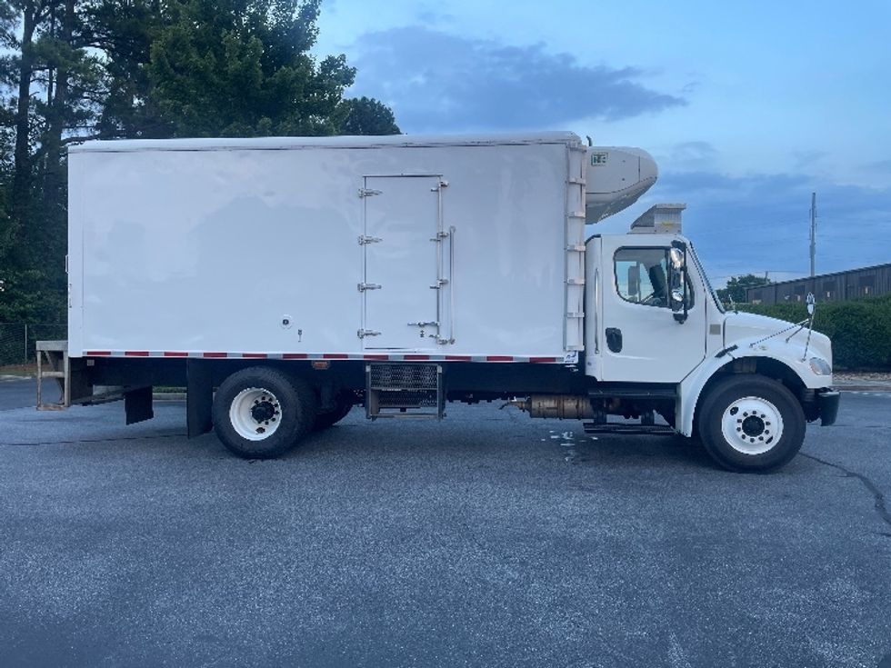 Refrigerated Truck-Light and Medium Duty Trucks-Freightliner-2019-M2-Spartanburg-SC-114,303\n\t\tmiles-$ 52,000 - Image 15