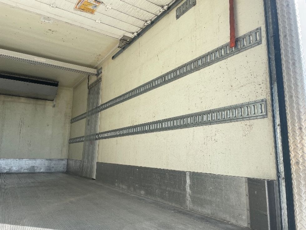 Refrigerated Truck-Light and Medium Duty Trucks-Freightliner-2019-M2-Spartanburg-SC-114,457\n\t\tmiles-$ 57,250 - Image 12