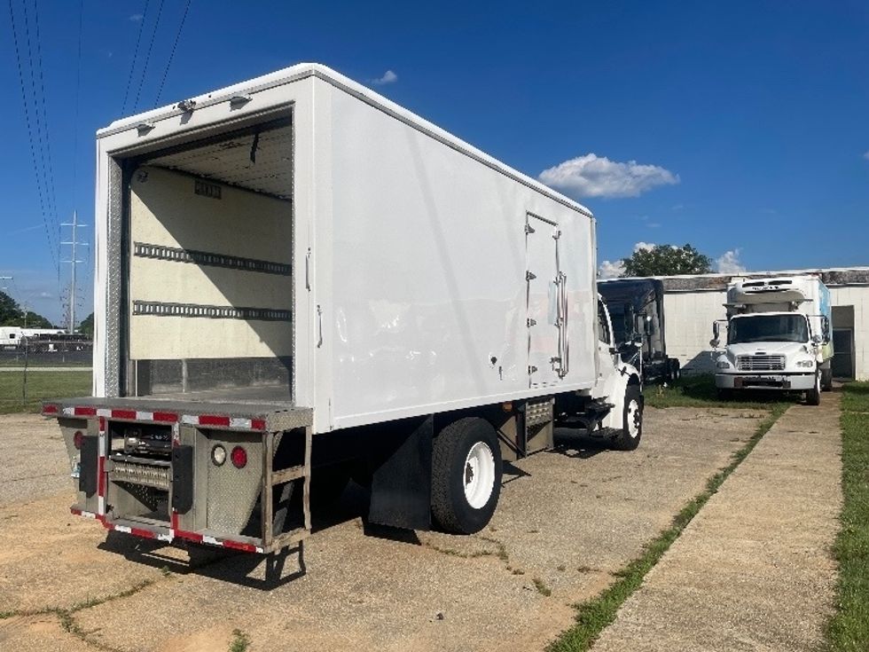 Refrigerated Truck-Light and Medium Duty Trucks-Freightliner-2019-M2-Spartanburg-SC-114,457\n\t\tmiles-$ 57,250 - Image 13