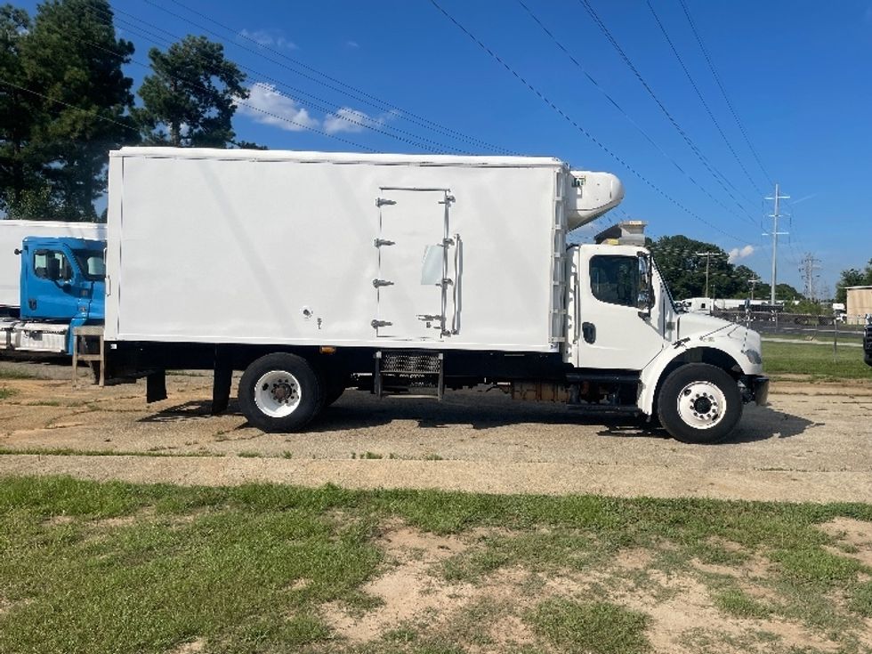 Refrigerated Truck-Light and Medium Duty Trucks-Freightliner-2019-M2-Spartanburg-SC-114,457\n\t\tmiles-$ 57,250 - Image 15