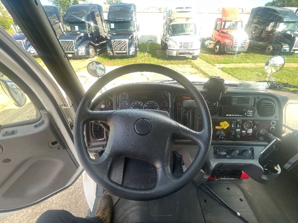 Refrigerated Truck-Light and Medium Duty Trucks-Freightliner-2019-M2-Spartanburg-SC-114,457\n\t\tmiles-$ 57,250 - Image 18
