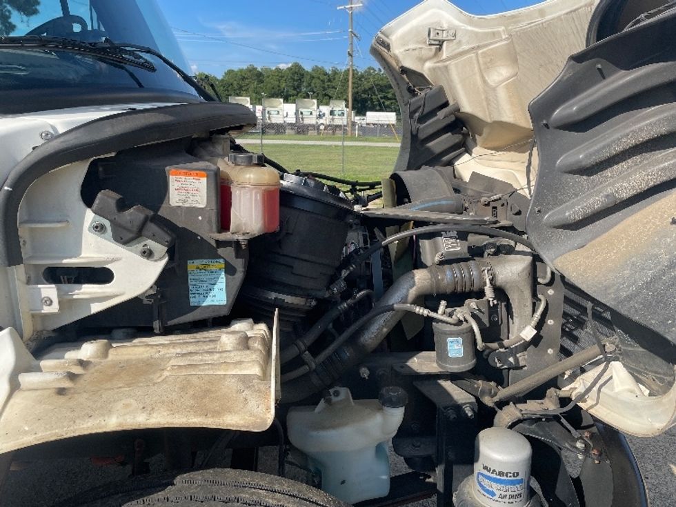 Refrigerated Truck-Light and Medium Duty Trucks-Freightliner-2019-M2-Spartanburg-SC-114,457\n\t\tmiles-$ 57,250 - Image 23
