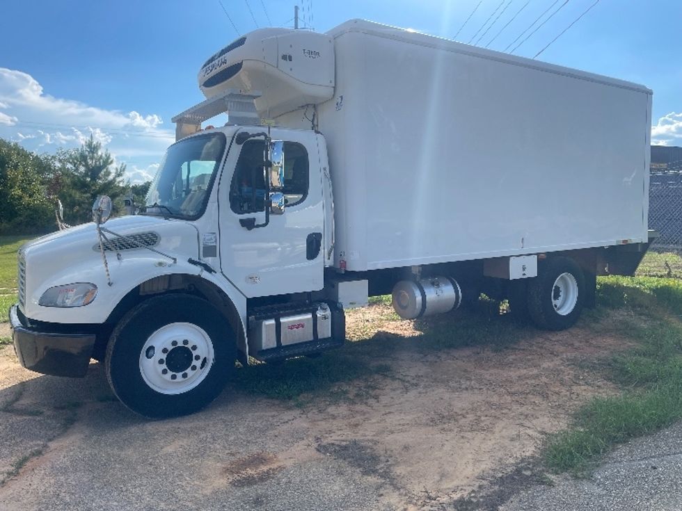 Refrigerated Truck-Light and Medium Duty Trucks-Freightliner-2019-M2-Spartanburg-SC-114,457\n\t\tmiles-$ 57,250 - Image 4