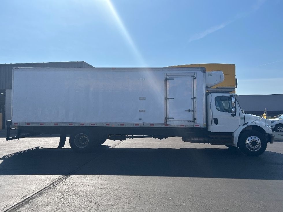 Refrigerated Truck-Light and Medium Duty Trucks-Freightliner-2019-M2-Springfield-MA-269,147\n\t\tmiles-$ 25,500 - Image 15