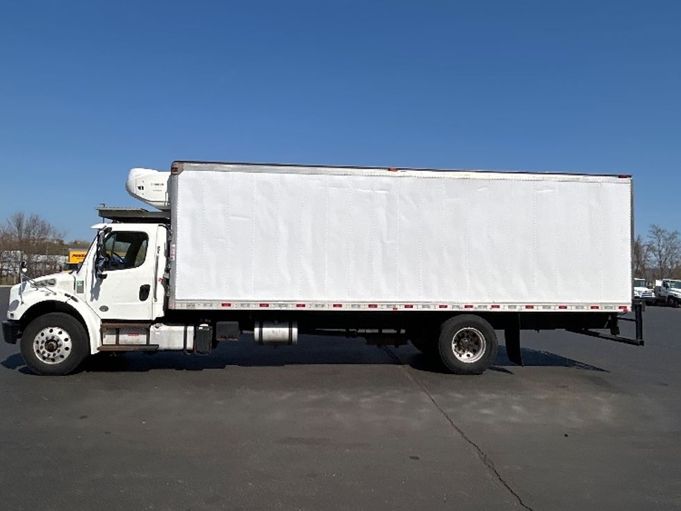 Refrigerated Truck-Light and Medium Duty Trucks-Freightliner-2019-M2-Springfield-MA-269,147\n\t\tmiles-$ 25,500 - Image 4