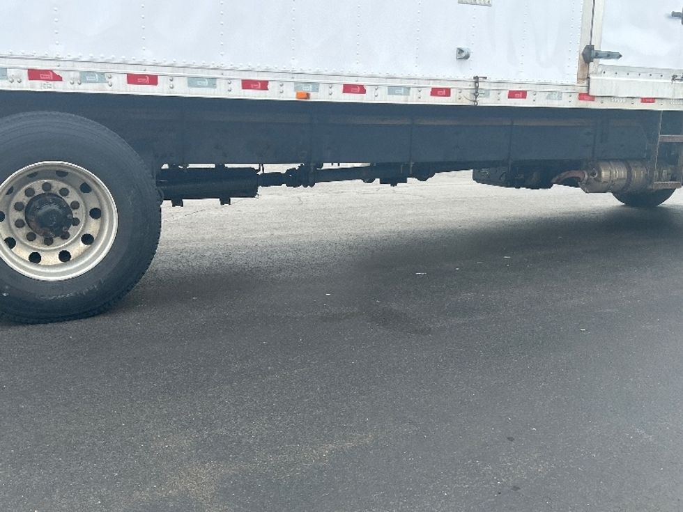 Refrigerated Truck-Light and Medium Duty Trucks-Freightliner-2019-M2-Springfield-MA-306,552\n\t\tmiles-$ 21,250 - Image 14