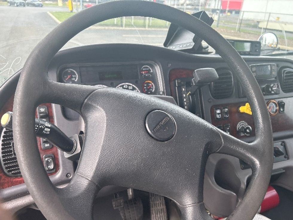 Refrigerated Truck-Light and Medium Duty Trucks-Freightliner-2019-M2-Springfield-MA-306,552\n\t\tmiles-$ 21,250 - Image 17