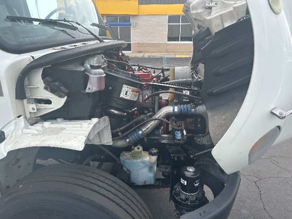 Refrigerated Truck-Light and Medium Duty Trucks-Freightliner-2019-M2-Springfield-MA-306,552\n\t\tmiles-$ 21,250 - Image 23