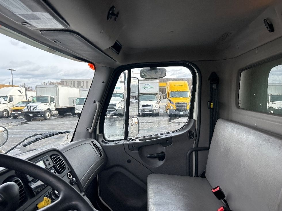 Refrigerated Truck-Light and Medium Duty Trucks-Freightliner-2019-M2-Sterling-VA-246,334\n\t\tmiles-$ 48,250 - Image 19