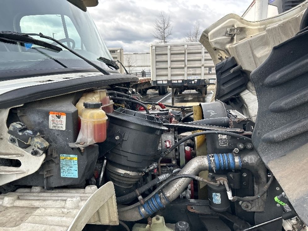 Refrigerated Truck-Light and Medium Duty Trucks-Freightliner-2019-M2-Sterling-VA-246,334\n\t\tmiles-$ 48,250 - Image 22