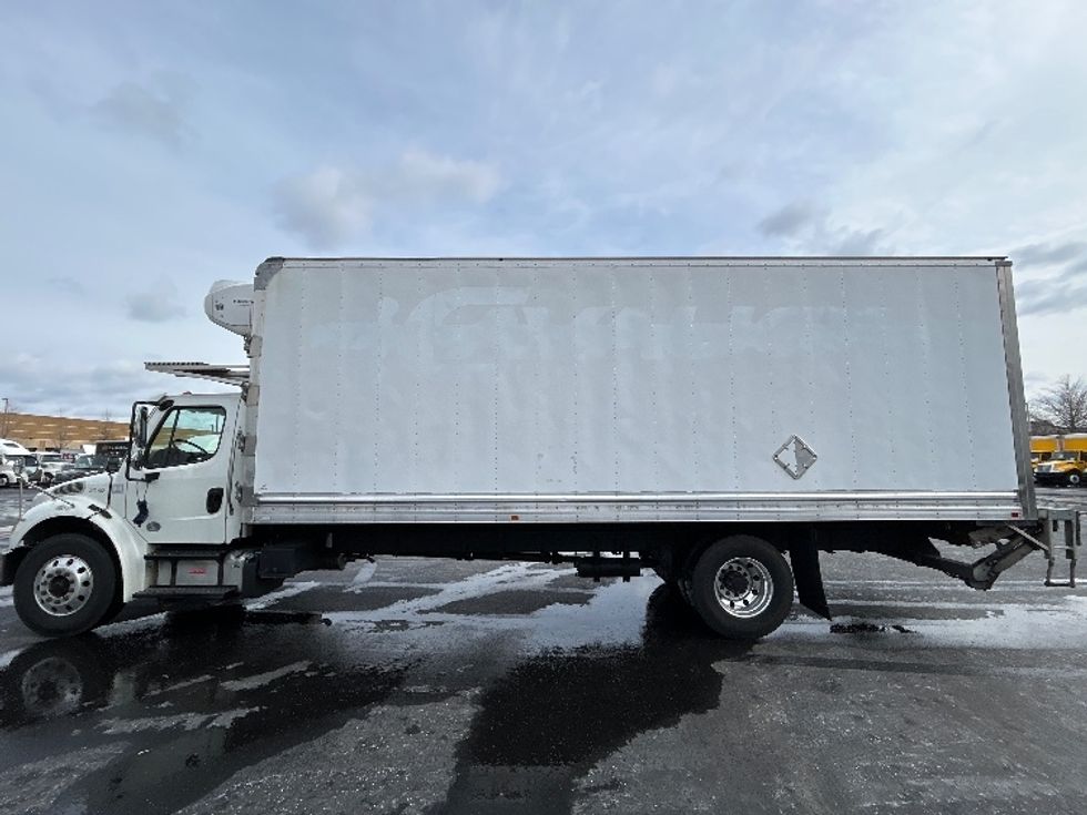 Refrigerated Truck-Light and Medium Duty Trucks-Freightliner-2019-M2-Sterling-VA-246,334\n\t\tmiles-$ 48,250 - Image 4