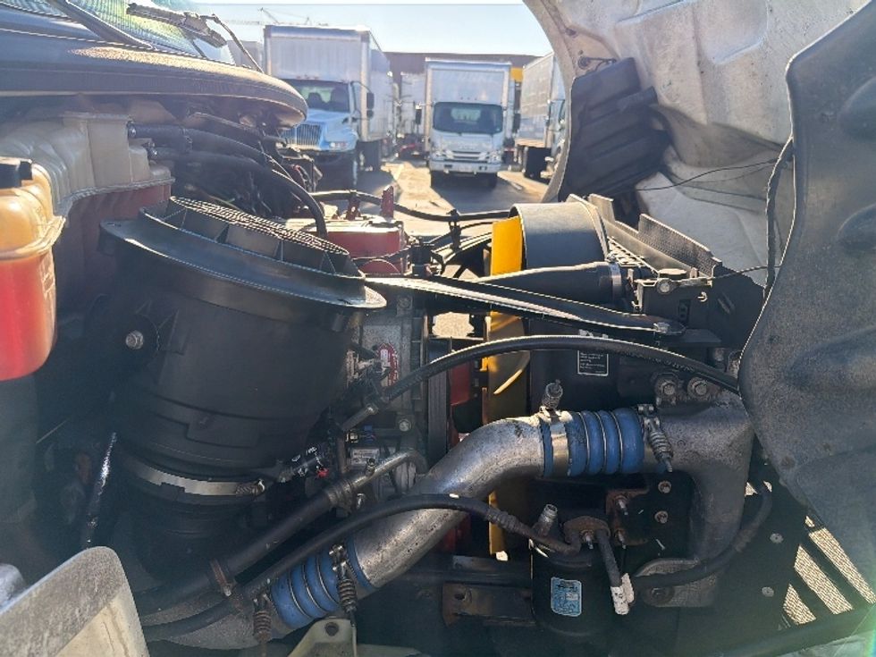 Refrigerated Truck-Light and Medium Duty Trucks-Freightliner-2019-M2-Sterling-VA-253,724\n\t\tmiles-$ 47,250 - Image 21
