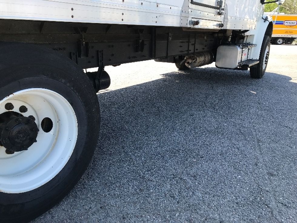 Refrigerated Truck-Light and Medium Duty Trucks-Freightliner-2019-M2-Suffolk-VA-128,350\n\t\tmiles-$ 72,000 - Image 13