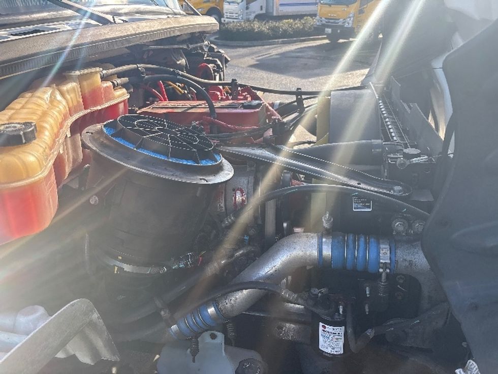 Refrigerated Truck-Light and Medium Duty Trucks-Freightliner-2019-M2-Tacoma-WA-265,661\n\t\tmiles-$ 46,000 - Image 23