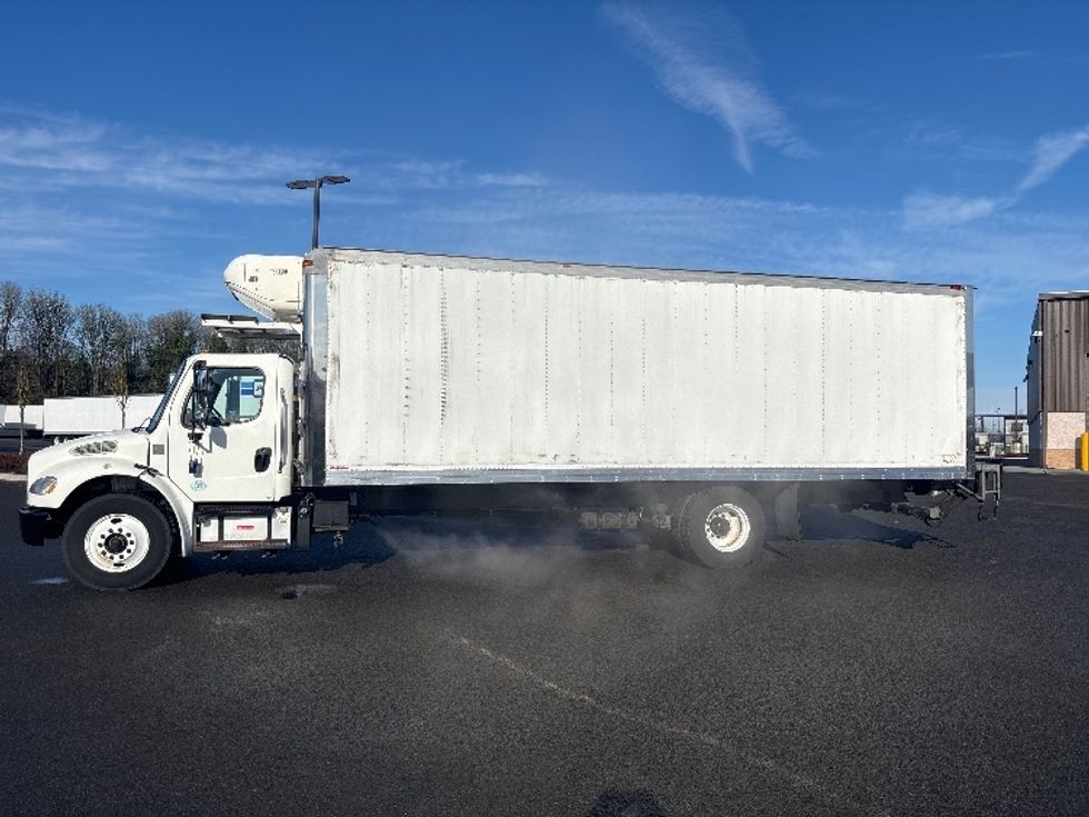 Refrigerated Truck-Light and Medium Duty Trucks-Freightliner-2019-M2-Tacoma-WA-265,661\n\t\tmiles-$ 46,000 - Image 4