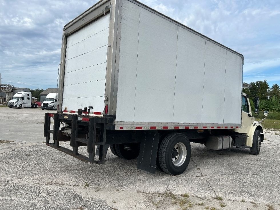 Refrigerated Truck-Light and Medium Duty Trucks-Freightliner-2019-M2-Tampa-FL-156,149\n\t\tmiles-$ 49,250 - Image 12