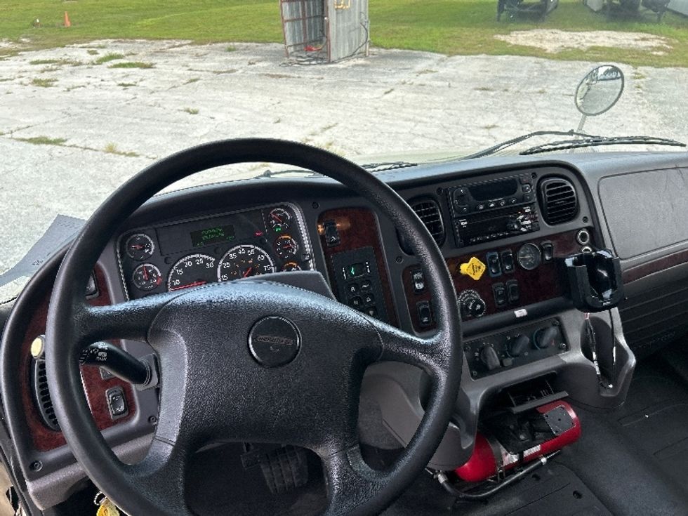 Refrigerated Truck-Light and Medium Duty Trucks-Freightliner-2019-M2-Tampa-FL-156,149\n\t\tmiles-$ 49,250 - Image 17
