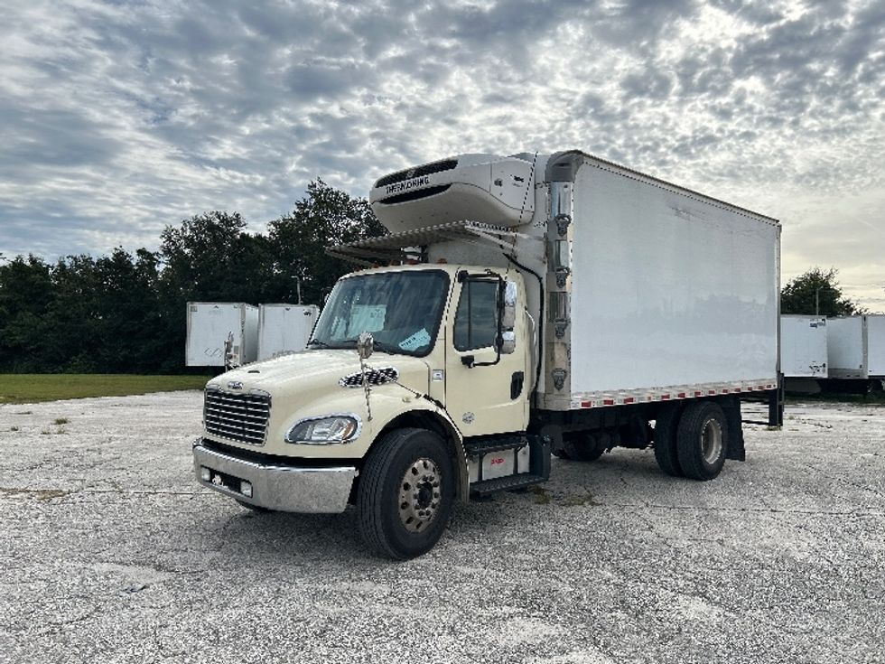 Refrigerated Truck-Light and Medium Duty Trucks-Freightliner-2019-M2-Tampa-FL-156,149\n\t\tmiles-$ 49,250 - Image 3