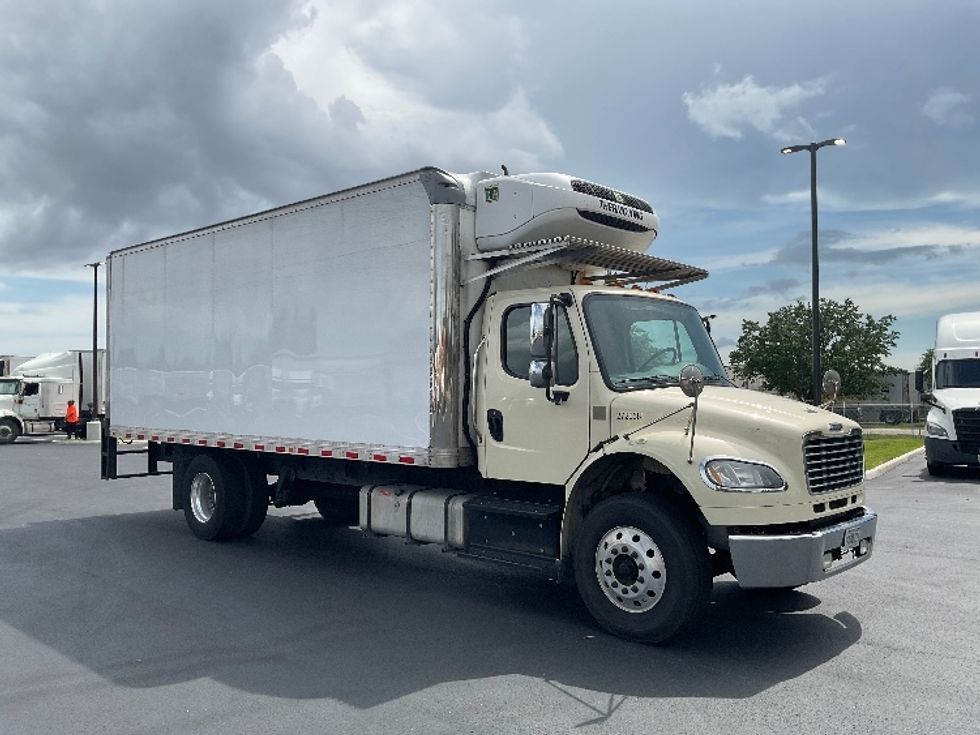 Refrigerated Truck-Light and Medium Duty Trucks-Freightliner-2019-M2-Tampa-FL-180,555\n\t\tmiles-$ 44,250 - Image 1