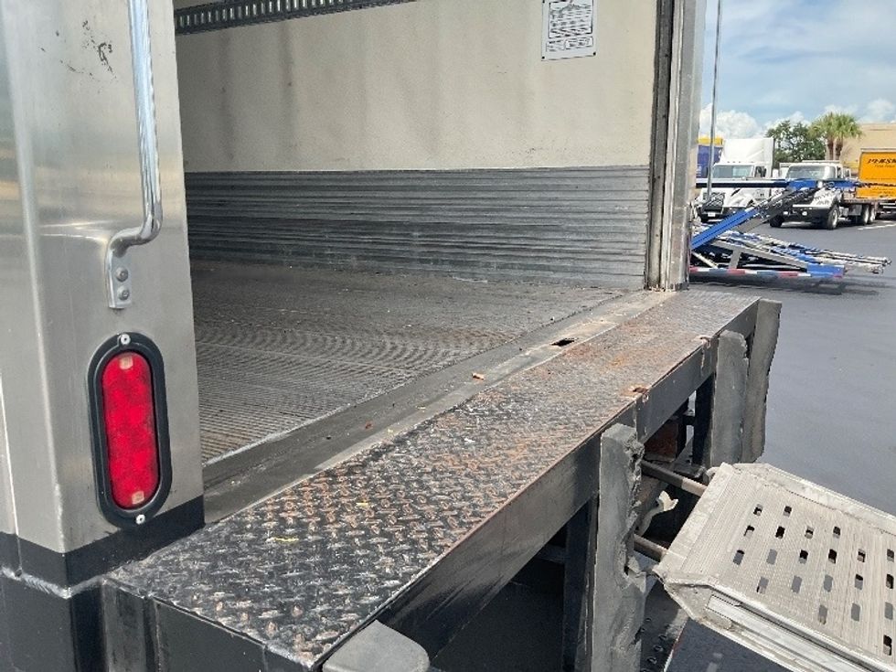 Refrigerated Truck-Light and Medium Duty Trucks-Freightliner-2019-M2-Tampa-FL-180,555\n\t\tmiles-$ 44,250 - Image 10